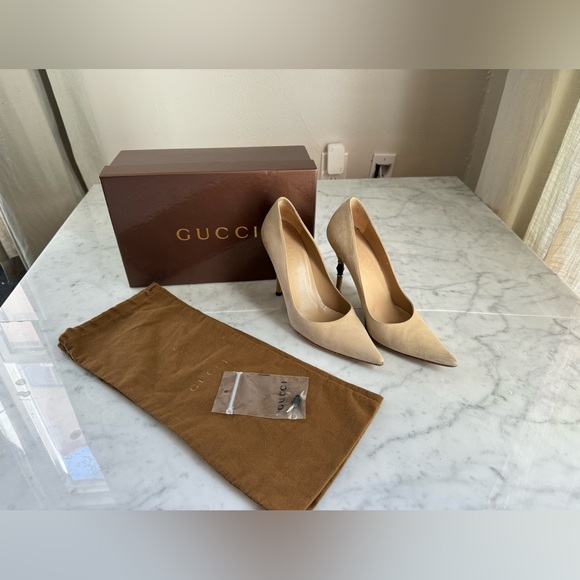Gucci Suede Heels with Bamboo heel accent. - Picture 3 of 11